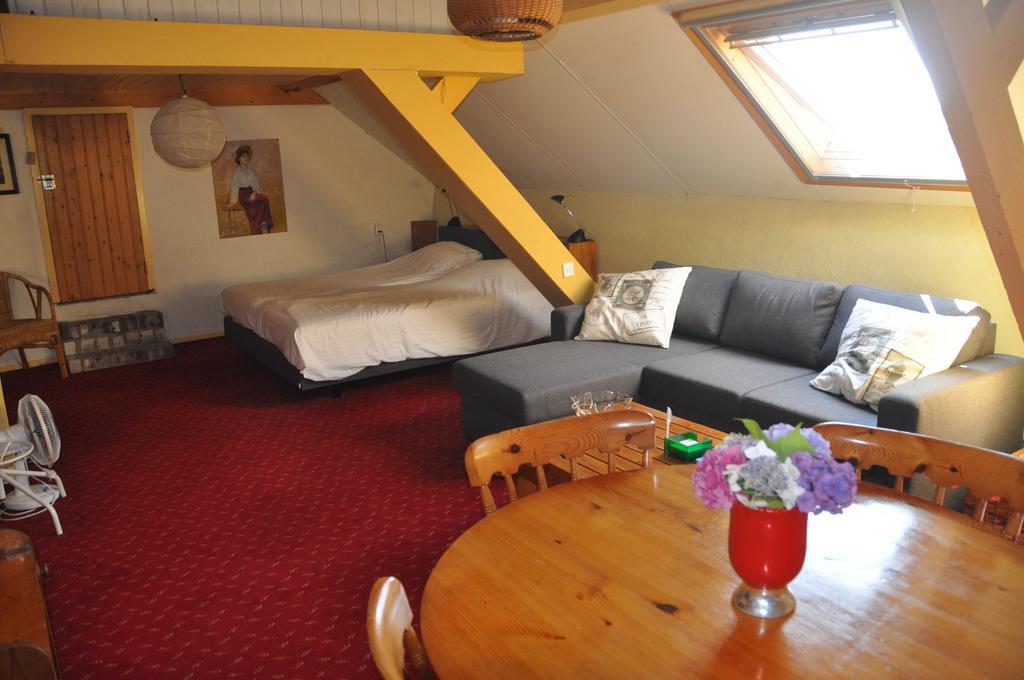 De Hoge Peel Bed & Breakfast Heythuysen ภายนอก รูปภาพ